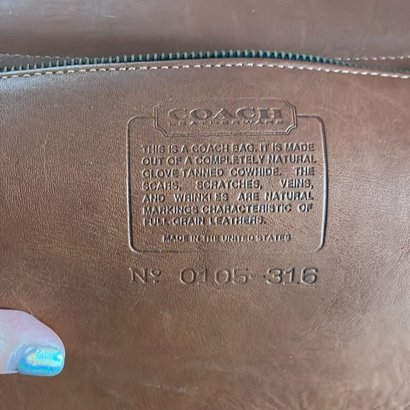 Vintage Coach Brown Leather Laptop Bag with Adjustable Strap - Picture 14 of 14